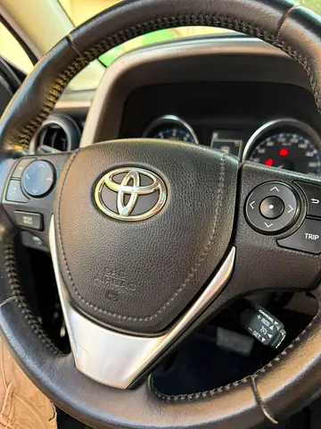 2016 Toyota RAV 4 — фото 17