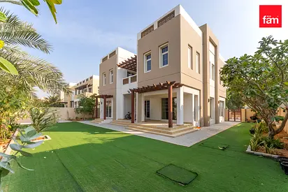 Vastu I Fully Furnished | Great Location