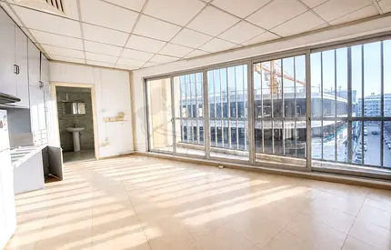 Modern Commercial Office | Ready to Move
