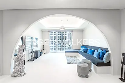 Exclusive | Upgraded | Fully Furnished