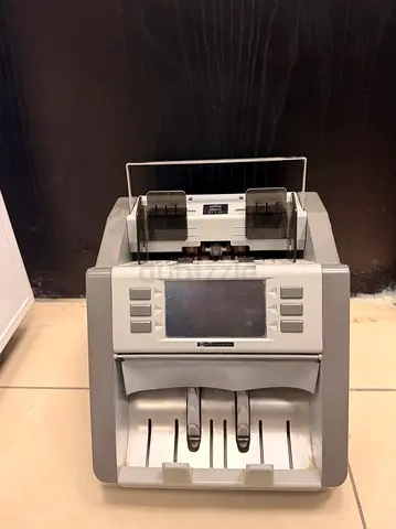 Selling a PLUS P16 One-Pocket Currency Counting & Discriminating Machine in excellent working condit