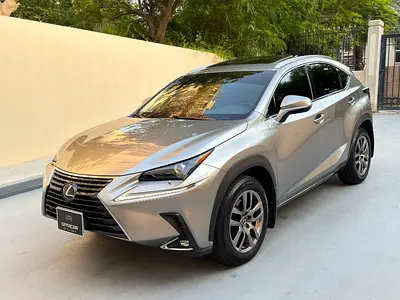 SINGLE OWNER 2018 LEXUS NX300 PLATINUM CANADIAN SPECS (ACCIDENT FREE)