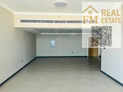🏢 للإيجار السنوي | شقة فاخرة 3 غرف وصالة في ليورا 1 – عجمان | أول ساكن | برج فندقي | 3,200 قدم²