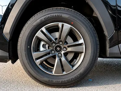 Toyota RAV4 LE, миниатюра 8