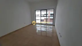 Spacious 2Br I Prime Location I Vacant Now