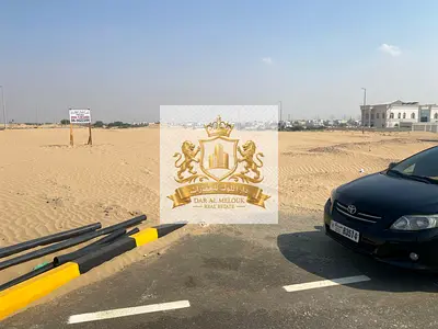 للبيع في الشارقه منطقه الدبدبه جنوب ( بساتين الزبير ) قطعه ارض سكني مساحه ٥١٣٦ قدم موقع مميز