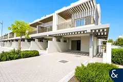 Single Row | Corner Unit | Terrace & Garden