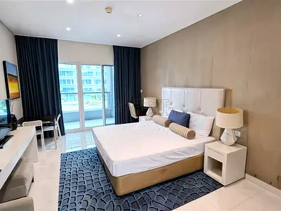 Fully Furnished | Pool & City View | Vacant Unit