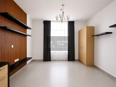 DEAL OF THE DAY // BRAND NEW STUDIO // WITH WARDROBES AND COVERED PARKING//