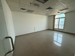 CHILLER FREEE. FITED. OFFICE WITH GLASS PARTATION. 1141/sqft. RENT. 137k. IN 4 PAYMENTS