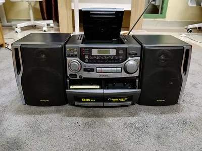 Aiwa Compact Stereo System with CD, Cassette and Radio