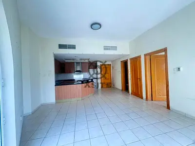 Near Metro | Unfurnished | Cozy 1 BR + Store