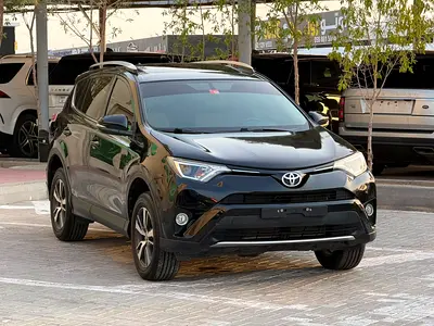 2016 Toyota RAV 4 — фото 3