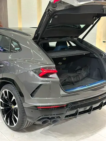 2022 Lamborghini URUS — миниатюра 20