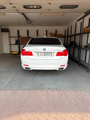 2009 BMW 7-SERIES 照片 3