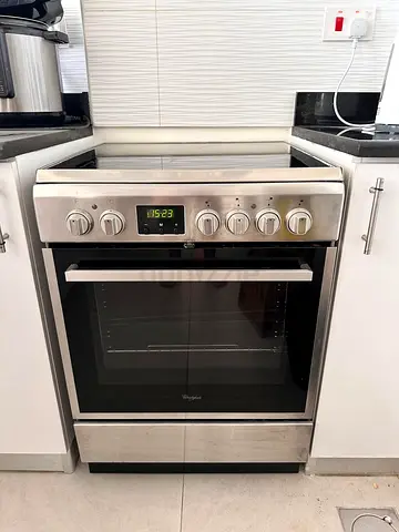 Whirlpool Stainless Steel Electric Cooker with Ceramic Hob - Good Condition