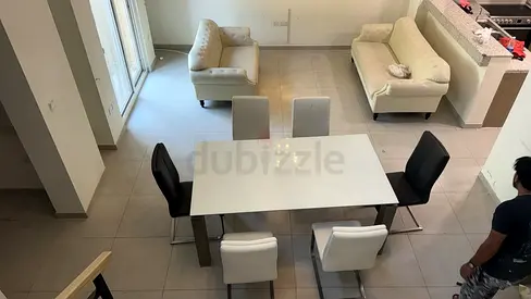 Dinning table
