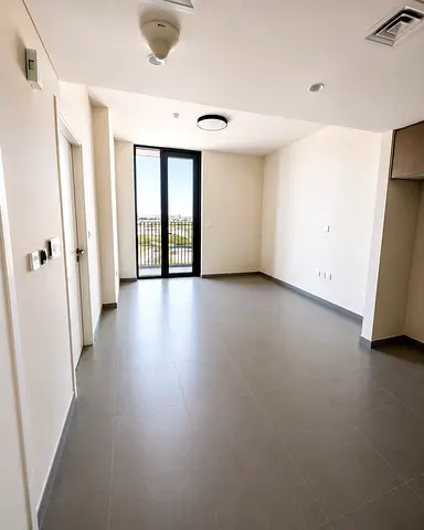 Modern 2BR Apartment for Rent | Boulevard 2, Jada | 4 Cheques