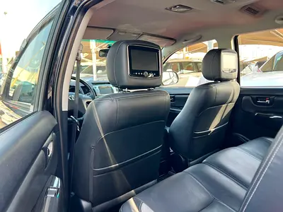 2015 Toyota FORTUNER — миниатюра 11