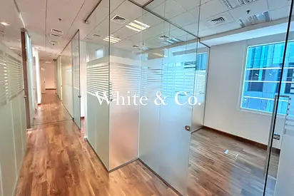 VACANT | 6 PARKING | FULLY FITTED OFFICE