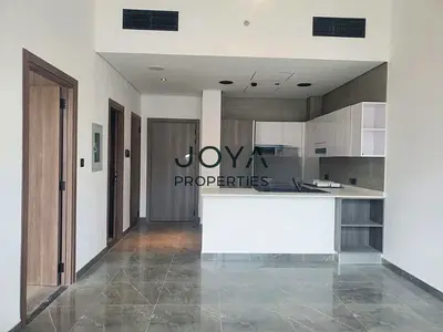 1BR - Bright & Spacious - Must See