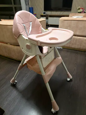 Pink foldable Baby High Chair with Tray - Good Condition