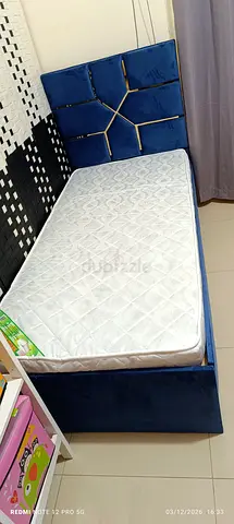 Single 90x190 size fabric bed with mattres brand new sale