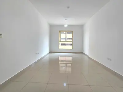 OPPOSITE TO NMC HOSPITAL LUXURIOUS 2BHK AVAILABLE WITH ALL AMENITIES FOR FAMILYS