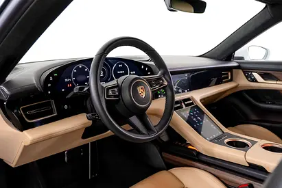 2020 Porsche TAYCAN — фото 6