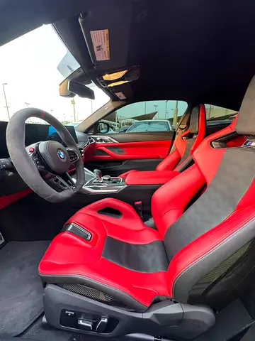 2025 BMW M4 缩略图 17