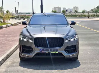 2017 Jaguar F-PACE 照片 2