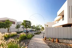 √Single Row Corner | Type 1 | Private Garden √