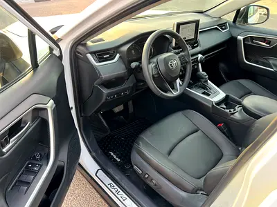صورة 12 لـ 2025 Toyota RAV 4