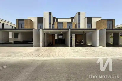 Rooftop Access | Park Backing | G+2