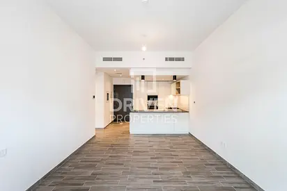 Great Layout with Balcony | Skyline View