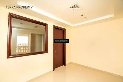 1BR | Ground Floor | Large Balcony