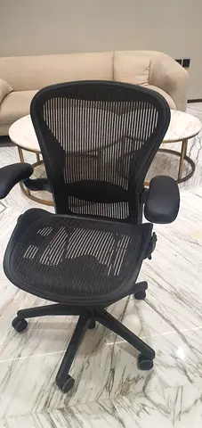 Herman Miller Areon Classic Chairs For Selling
