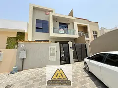 5 rooms, living room, air conditioning, next to a mosque, prime and quiet location, close to all ser