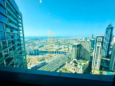 Furnished Studio | High Floor | Canal & Community View