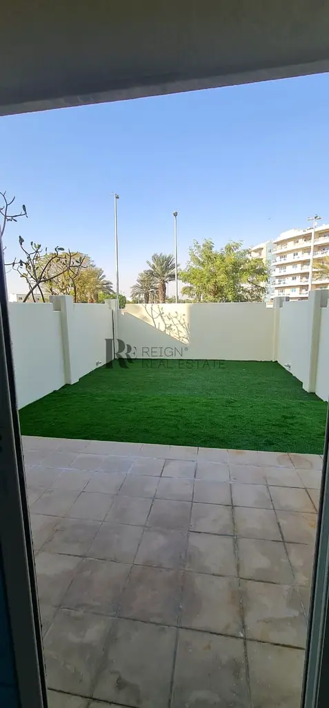 VACANT | 2BR VILLA | HOT DEAL | SINGLE ROW