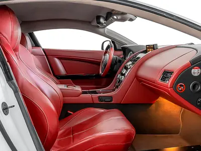 صورة 8 لـ 2016 Aston Martin VANTAGE