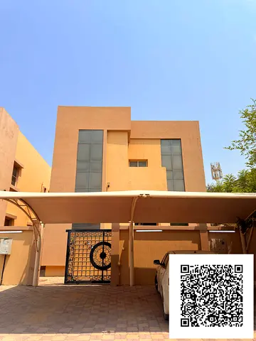Clean villa next to mosque for rent