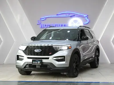 Ford Explorer ST 2022 GCC Specs - Low Mileage - Full Service History