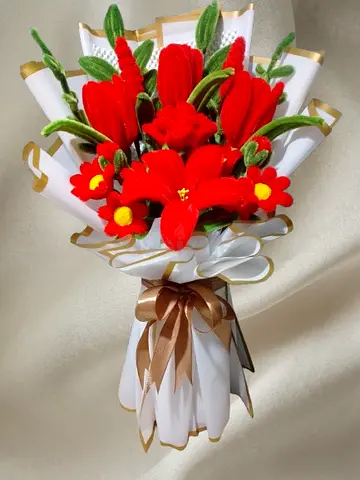 Handmade Red Flower Bouquet (Decorative)