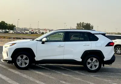 صورة 8 لـ 2025 Toyota RAV 4