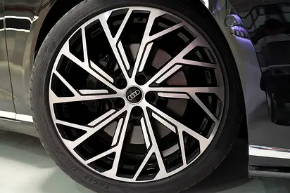 2023 AUDI A8 — миниатюра 12