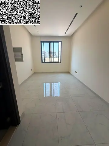 للايجار السنوى / غرفة وصاله/ اول ساكن/ الجرف 3