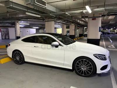 Mercedes-Benz C200 2018 | GCC Specs | Pristine Condition