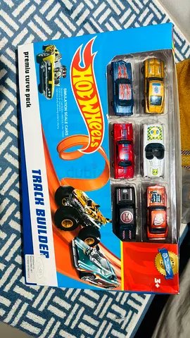 Hot Wheels Track Builder premium curve pack - unopened set of die-cast cars