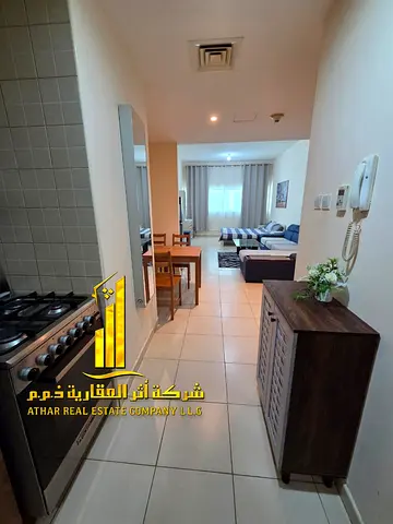 Luxurious and elegant fully furnished studio with brand new, high-end furniture in a prime location with private parking and a garden.